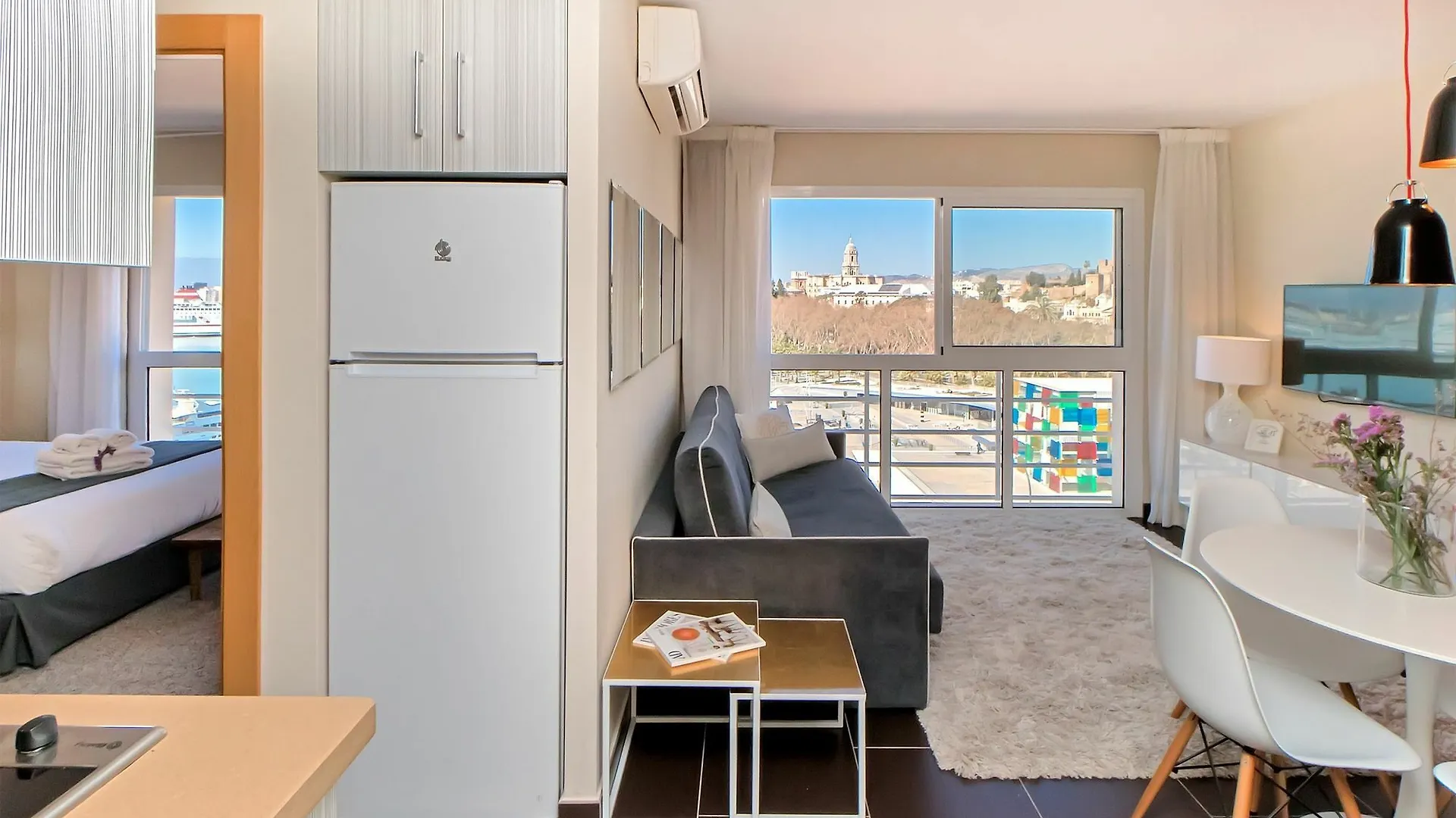 Apartamentos Malagueta Urban Beach Málaga 0*,